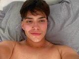 Camshow DylanLewis